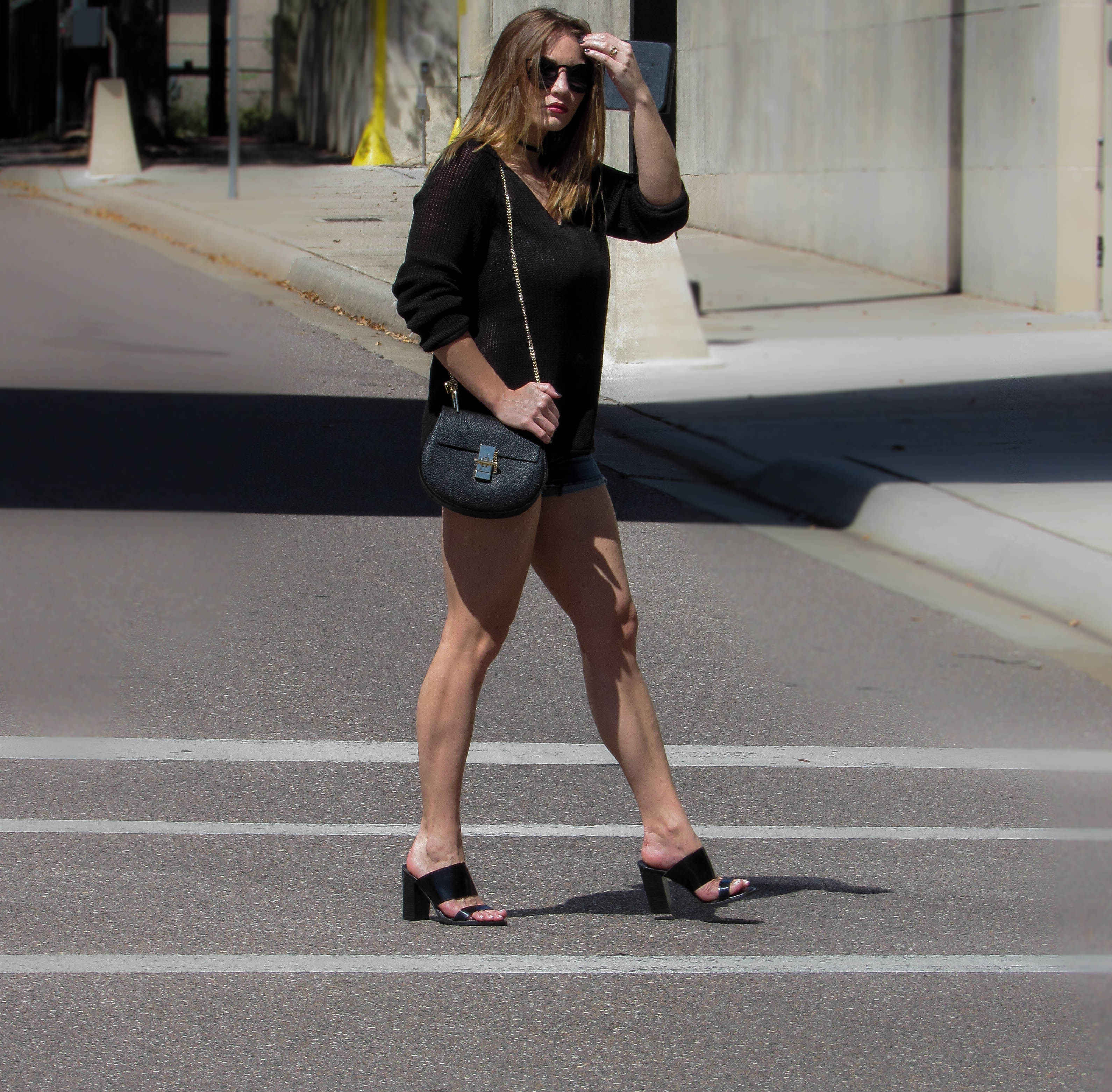 h&amp;m-black-mules-sweater-street-style