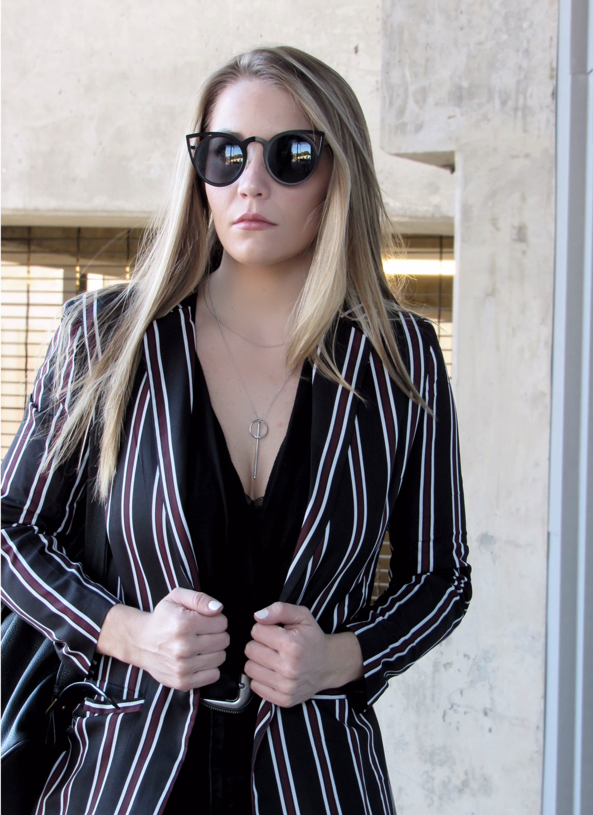 zerouv_womens_laser_cut_mirrored_lens_cat_eye_sunglasses_black