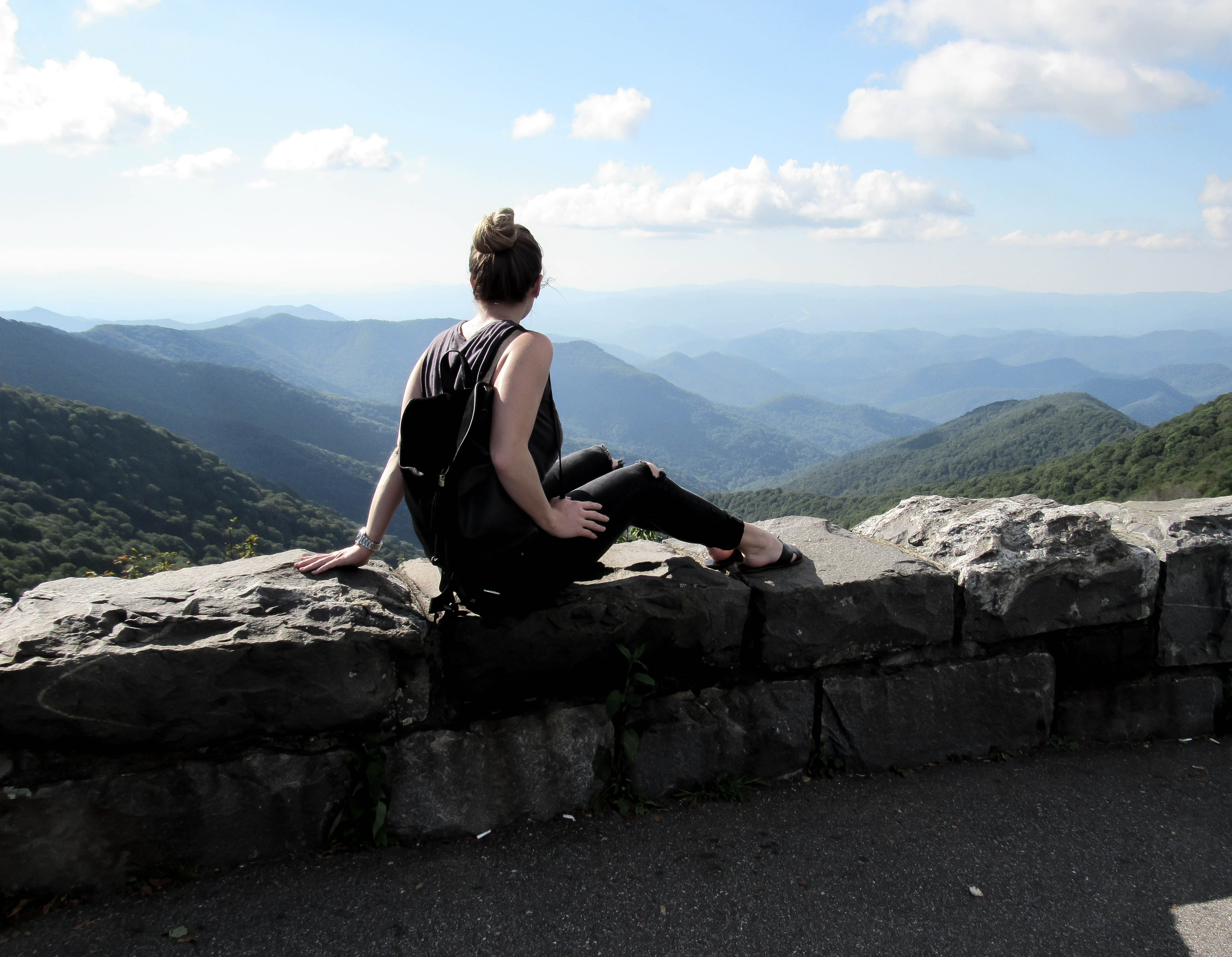 hiking_outfit_style_casual_look_pinterest